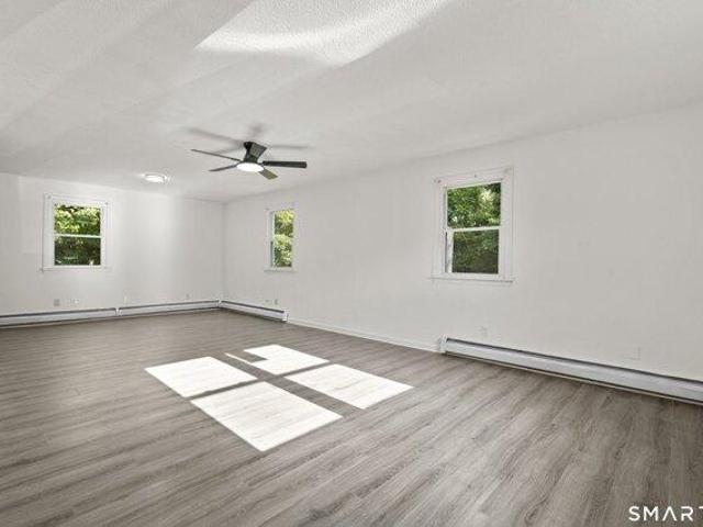house with 4 bedroom, Bloomfield CT ES105291416