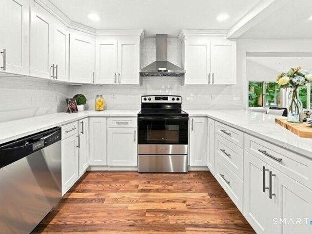 house with 4 bedroom, Bloomfield CT ES105633209