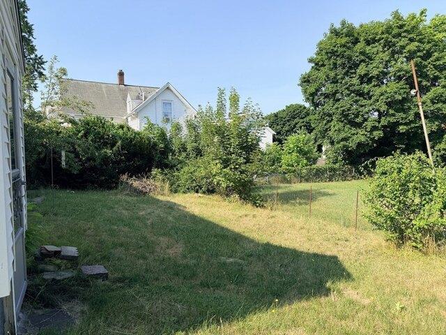 house with 4 bedroom, Blackstone MA ES105474146
