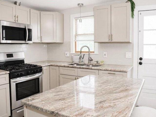 house with 4 bedroom, Brockton MA ES105417271