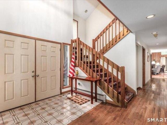 house with 4 bedroom, Brookfield CT ES105534767