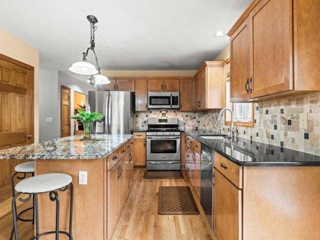 house with 4 bedroom, Brookline NH ES105498342