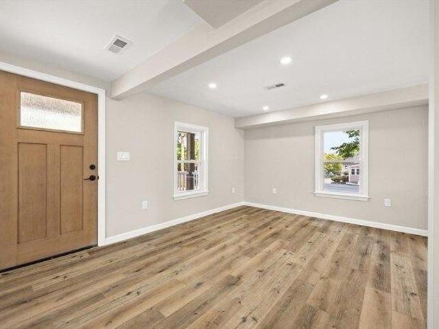 house with 4 bedroom, Braintree MA ES104542449