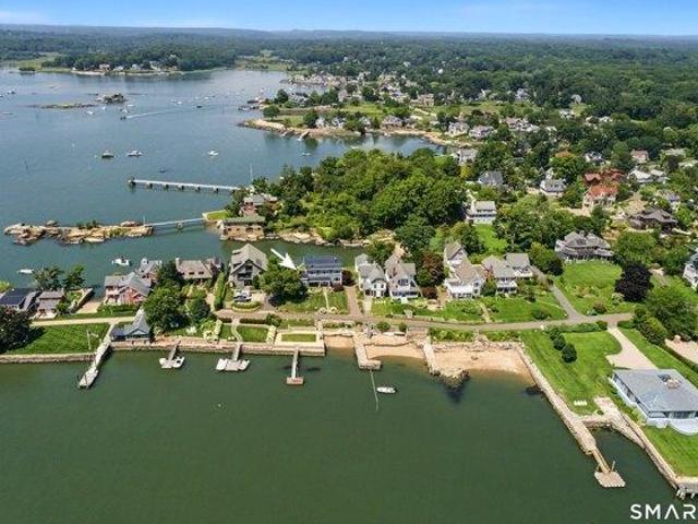 house with 4 bedroom, Branford CT ES105474384