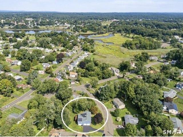 house with 4 bedroom, Branford CT ES105576785