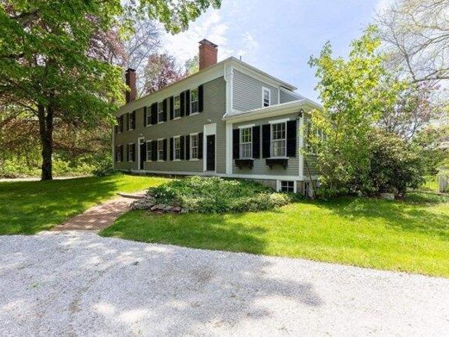 house with 4 bedroom, Brentwood NH ES105648270
