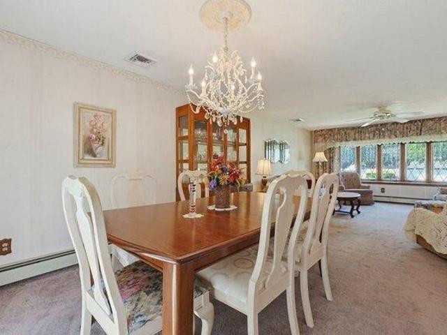 house with 4 bedroom, Bridgewater MA ES105633251