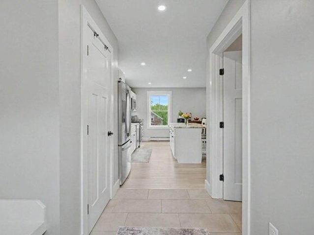 house with 4 bedroom, Bridgton ME ES105682410