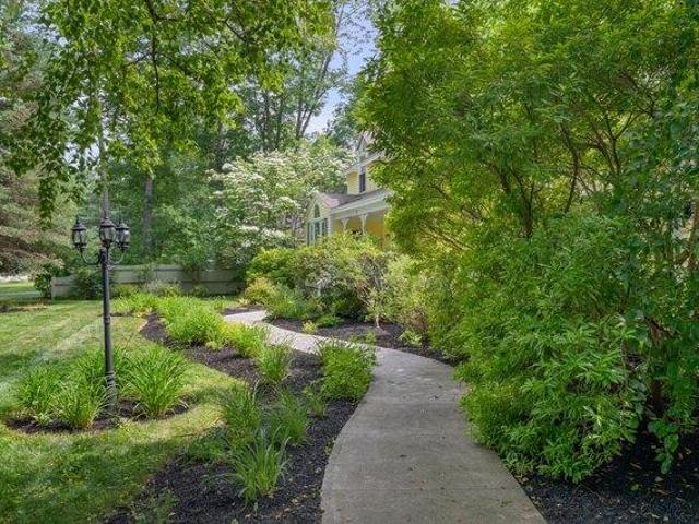 house with 4 bedroom, Brunswick ME ES104568091