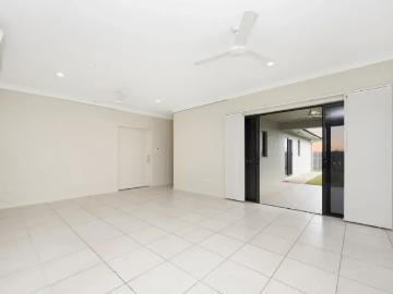 House 4 Bedroom For Rent Burdell QLD ES102312222