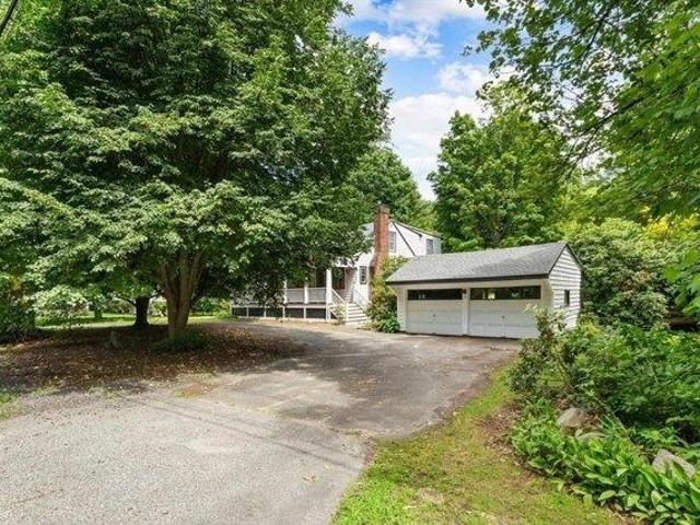 house with 4 bedroom, Burlington MA ES105536841