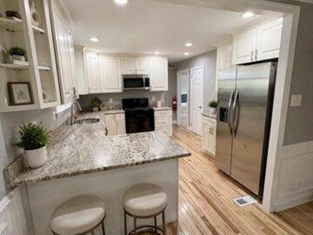 house with 4 bedroom, Burlington NJ ES105317063