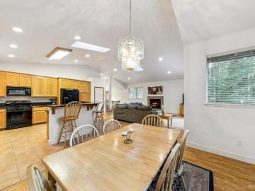 house with 4 bedroom, CA CA ES102468893
