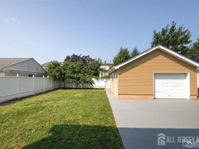 house with 4 bedroom, Carteret NJ ES105440331