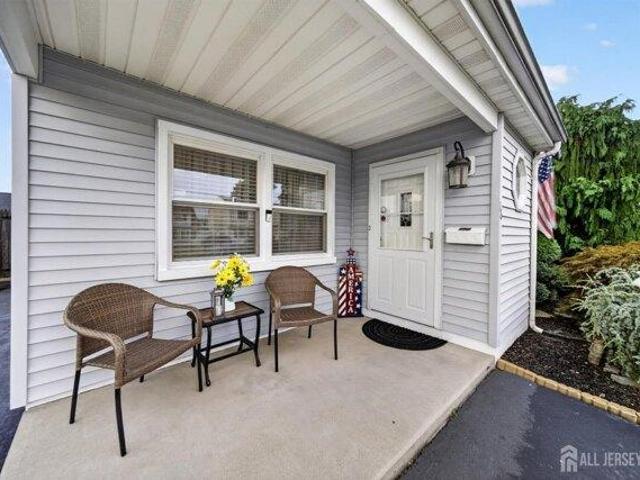 house with 4 bedroom, Carteret NJ ES105590756
