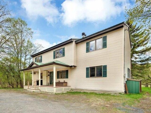 house with 4 bedroom, Cavendish VT ES105384457