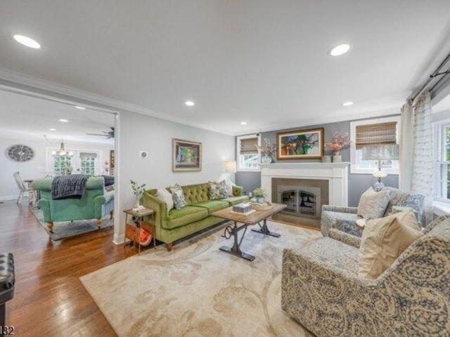 house with 4 bedroom, Chatham NJ ES105316854