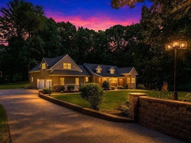 house with 4 bedroom, Charlton MA ES105239236