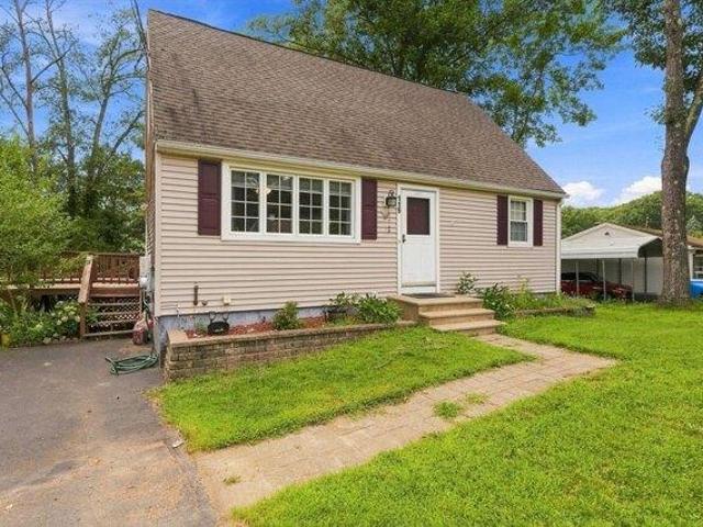 house with 4 bedroom, Charlton MA ES105330844