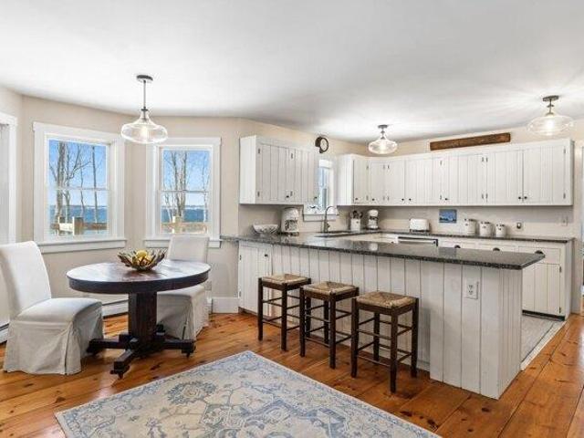house with 4 bedroom, Chebeague Island ME ES104606031