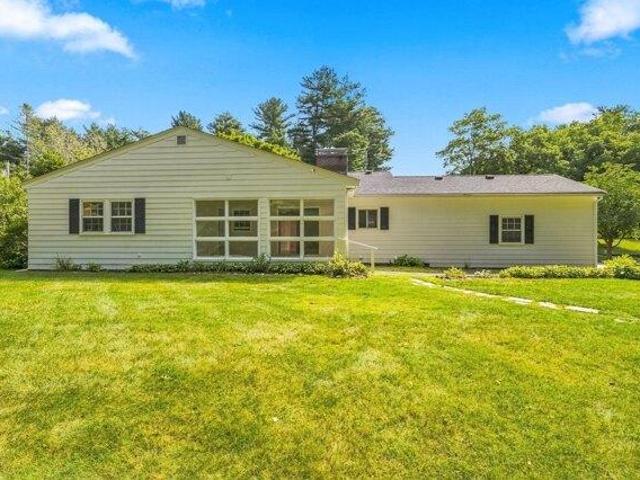 house with 4 bedroom, Chelmsford MA ES105512878