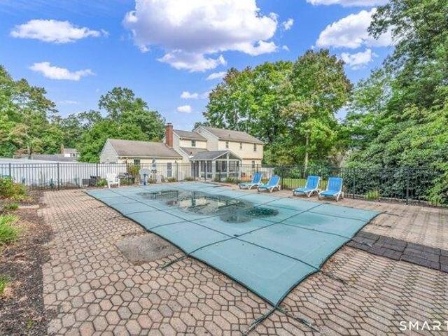 house with 4 bedroom, Cheshire CT ES105533506