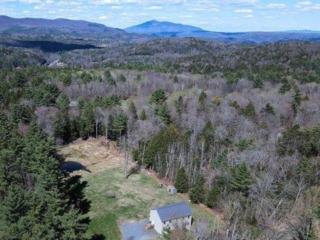 house with 4 bedroom, Chester VT ES105912535