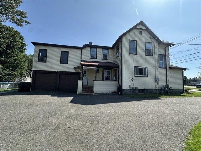 house with 4 bedroom, Chicopee MA ES104477691