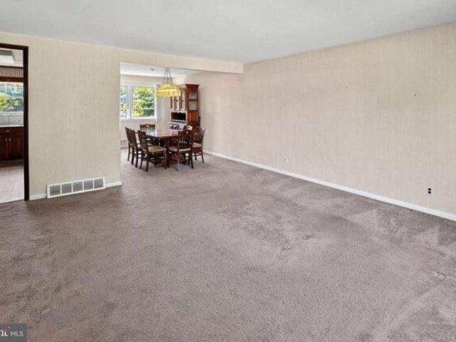 house with 4 bedroom, Cinnaminson NJ ES105280016