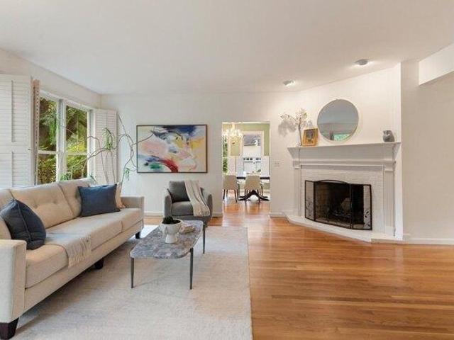 house with 4 bedroom, Concord MA ES105493619