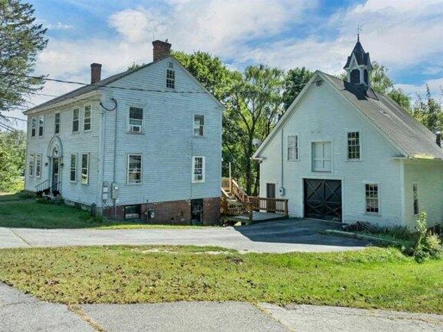 house with 4 bedroom, Concord NH ES105475640