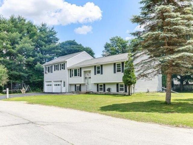 house with 4 bedroom, Concord NH ES105516761