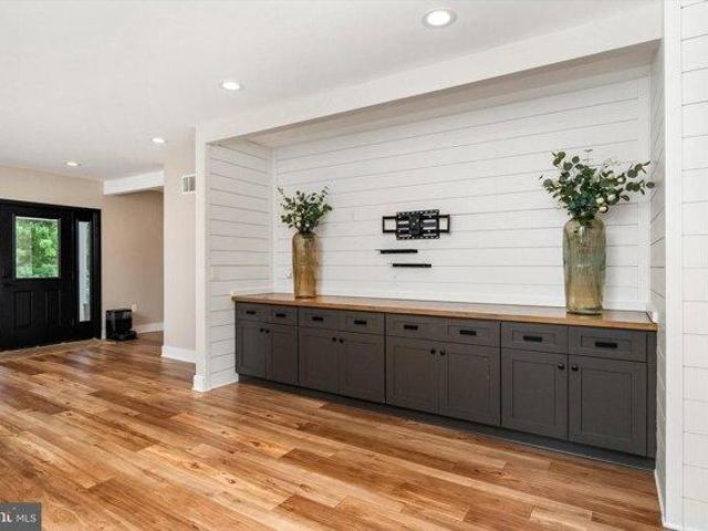 house with 4 bedroom, Columbus NJ ES105279012