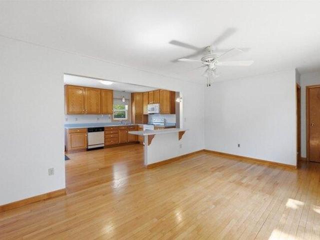 house with 4 bedroom, Colchester VT ES104481211