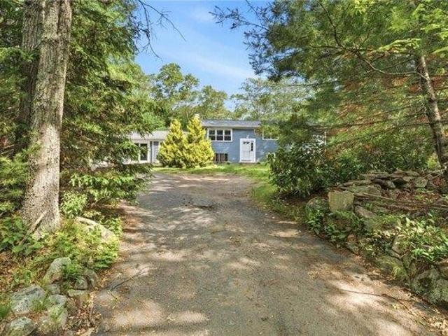 house with 4 bedroom, Coventry RI ES105632053