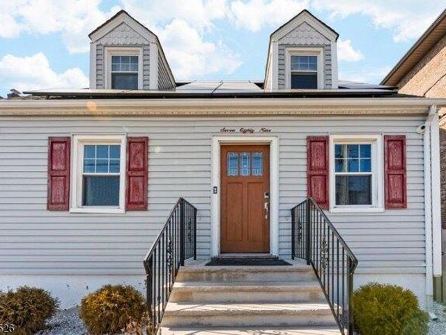 house with 4 bedroom, Cliffside Park NJ ES105497081