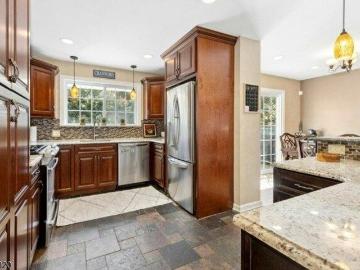house with 4 bedroom, Cranford NJ ES103436151