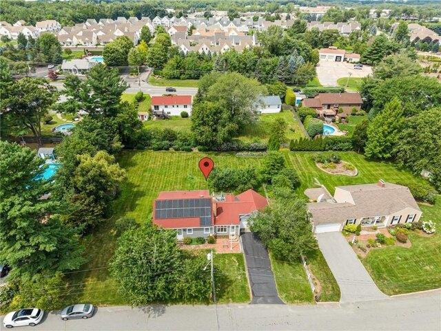 house with 4 bedroom, Cranston RI ES105560431