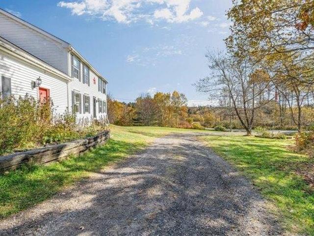 house with 4 bedroom, Cushing ME ES105659858