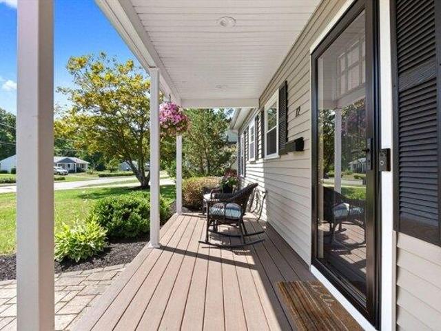 house with 4 bedroom, Danvers MA ES104605140
