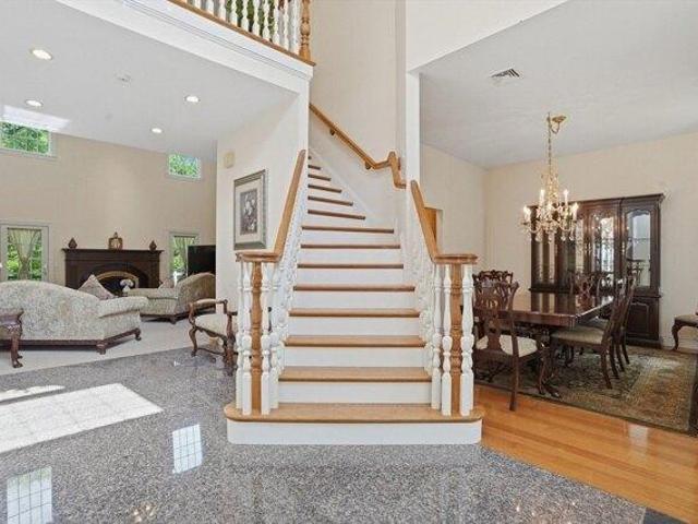 house with 4 bedroom, Dartmouth MA ES105651362