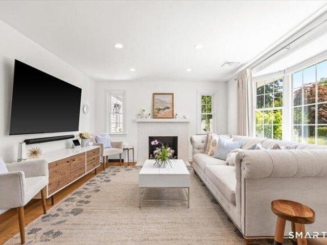 house with 4 bedroom, Darien CT ES104848986