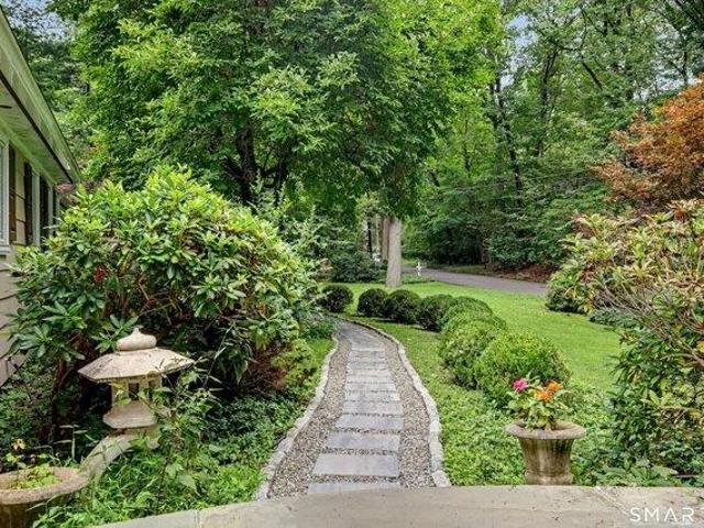 house with 4 bedroom, Darien CT ES105288632