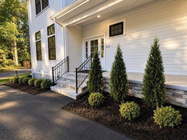 house with 4 bedroom, Dedham MA ES105440995