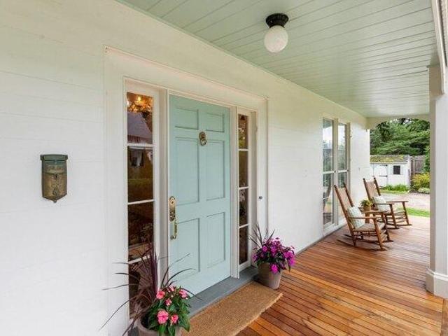 house with 4 bedroom, Dedham MA ES105478471