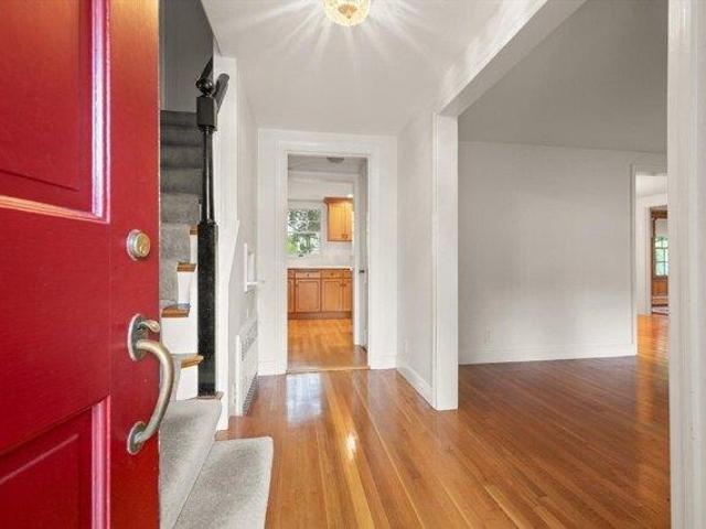 house with 4 bedroom, Dedham MA ES105384827