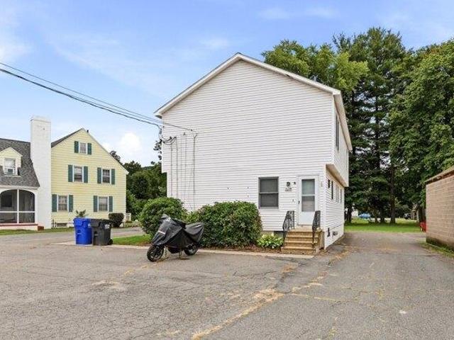 house with 4 bedroom, Deerfield MA ES105474270