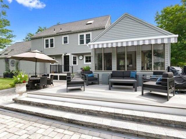 house with 4 bedroom, Derry NH ES105497287