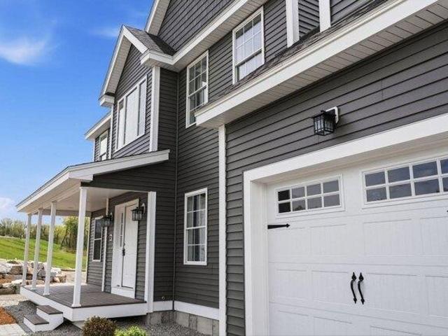 house with 4 bedroom, Derry NH ES105629232