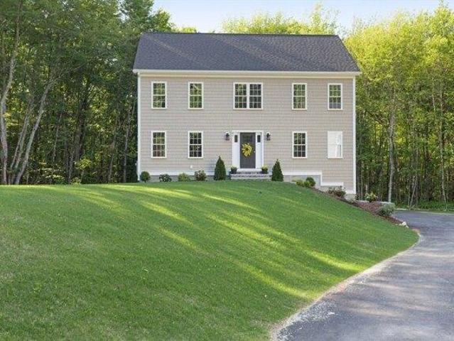 house with 4 bedroom, Douglas MA ES105367566